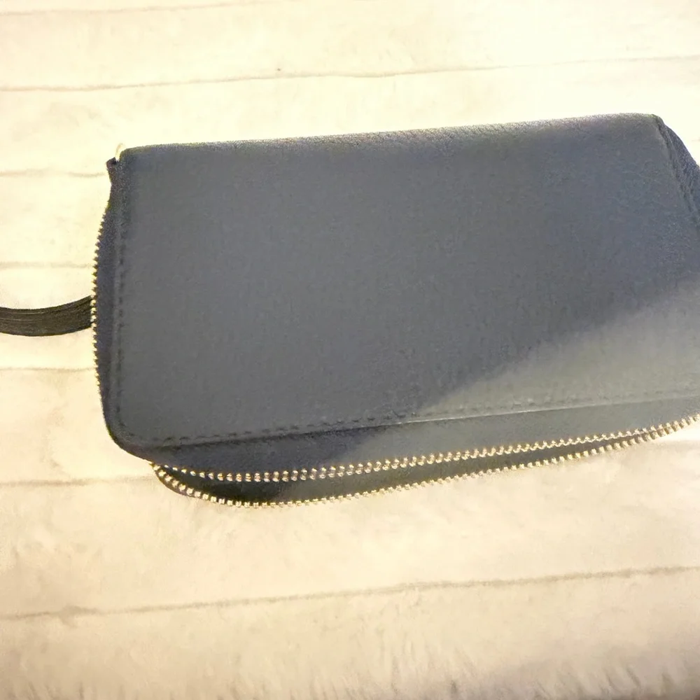 Michael Kors Black and Gold Wallet